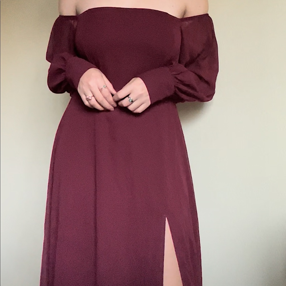 Lulus burgundy prom dress women’s medium :)